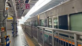 321系(普通)西明石行き　大阪駅を発車