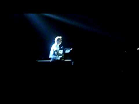 calogero-"nathan"-(zénith-de-paris-le-7-juin-2010)