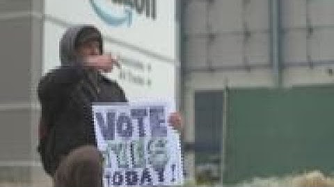 Amazon workers reject union in one NYC location