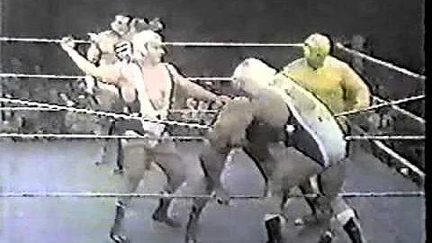 WWWF WWF TV 6 13 Rodriquez vs Larry Z 6 man DeNucc...