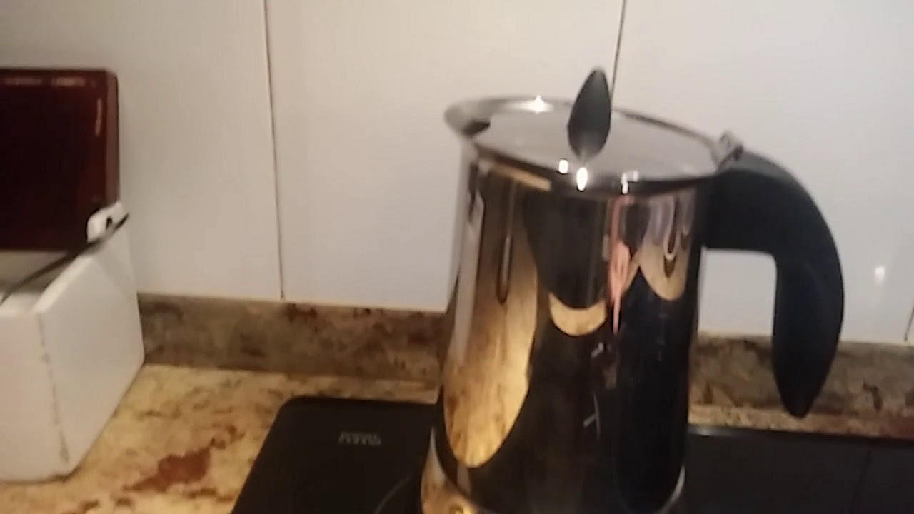 Cafetera valira induccion - YouTube