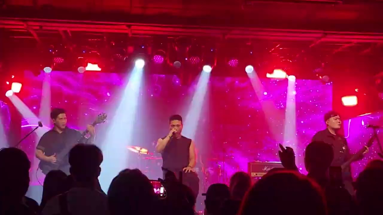 20250906 CRACK BERRY WHO AM I@RollingHall