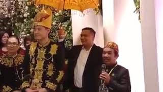 Download Lagu Pernikahan Roger dan cut Meyriska full adat Aceh. Heboh banget MP3 Download Lagu Pernikahan Roger dan cut Meyriska full adat Aceh. Heboh banget MP3