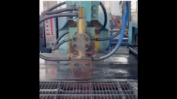 Máy hàn chập kim loại kết hợp máy CNC