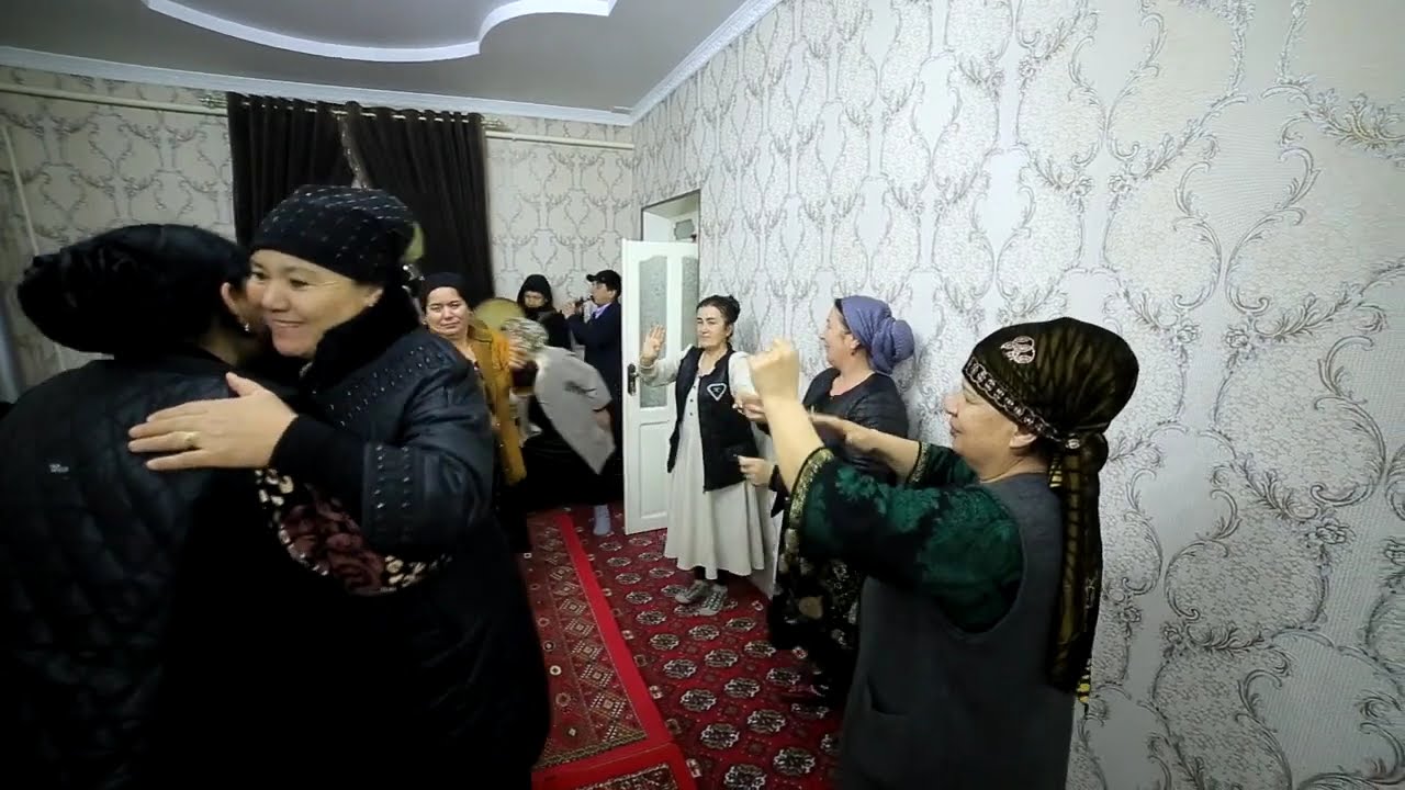 OTANAZAR XOFIZNI UYIDA TOY ABET