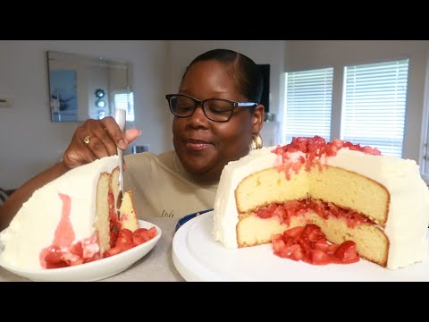 How To Make The Easiest Strawberry Shortcake