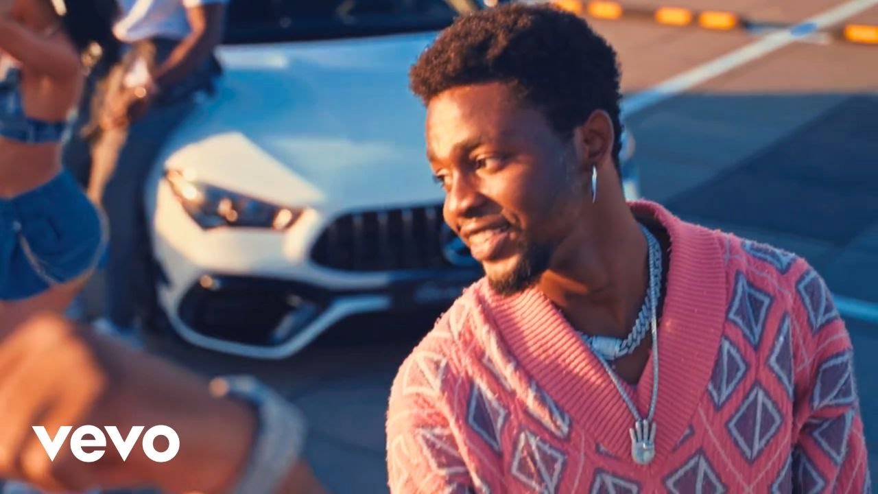 Chella Ft. Omah Lay & Famous Pluto - Sweet Melody/My Darling (Music Video) Chella Ft. Omah Lay & Famous Pluto - Sweet Melody/My Darling (Music Video)