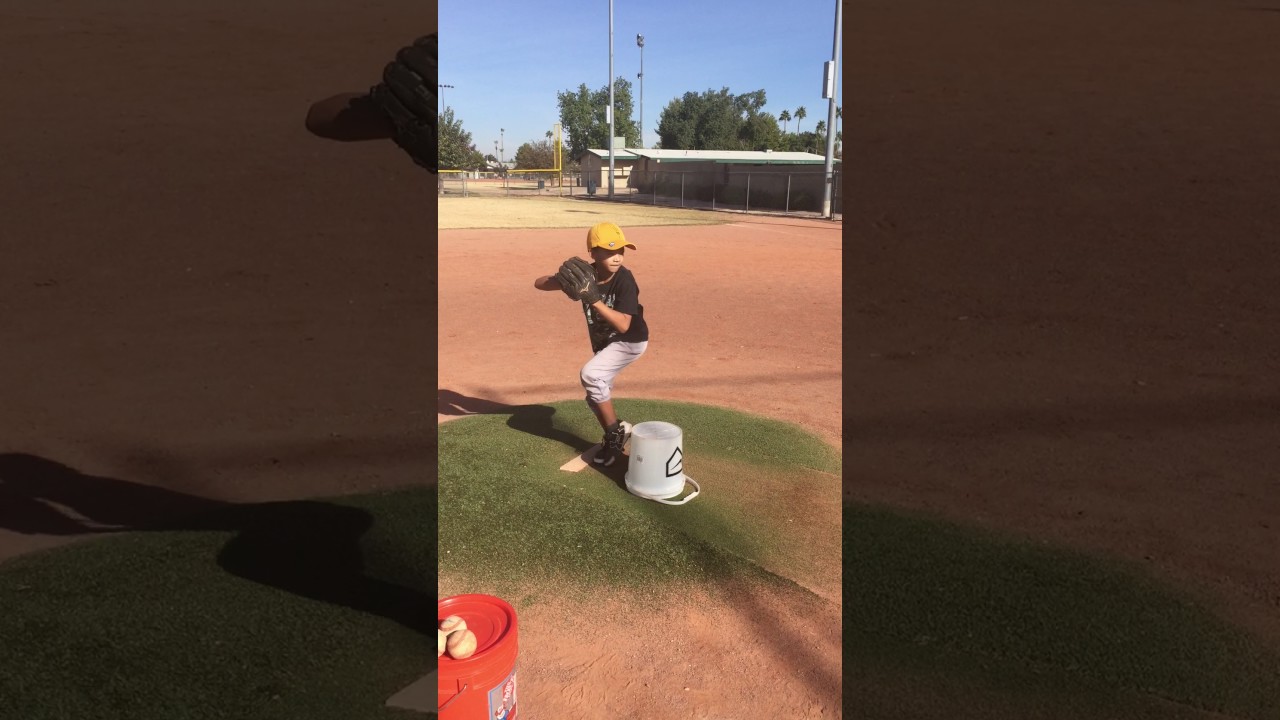 Baseball - Youth - Pitching - Teaching leg kick drll