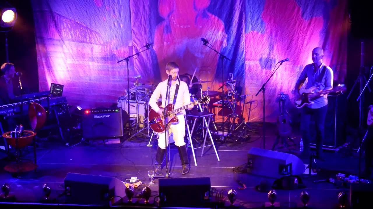 The Divine Comedy - At The Indie Disco (4K) (Cardiff Tram Shed, 8th Oct 2016)