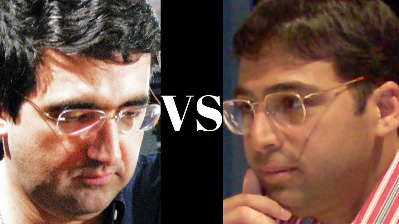 Viswanathan Anand (R, India) and Vladimir Kramnik (L, Russia) seen during  their first World Championship match at the 'Bundeskunsthalle' in Bonn,  Germany, 14 October 2008. The World Championship title will be awarded