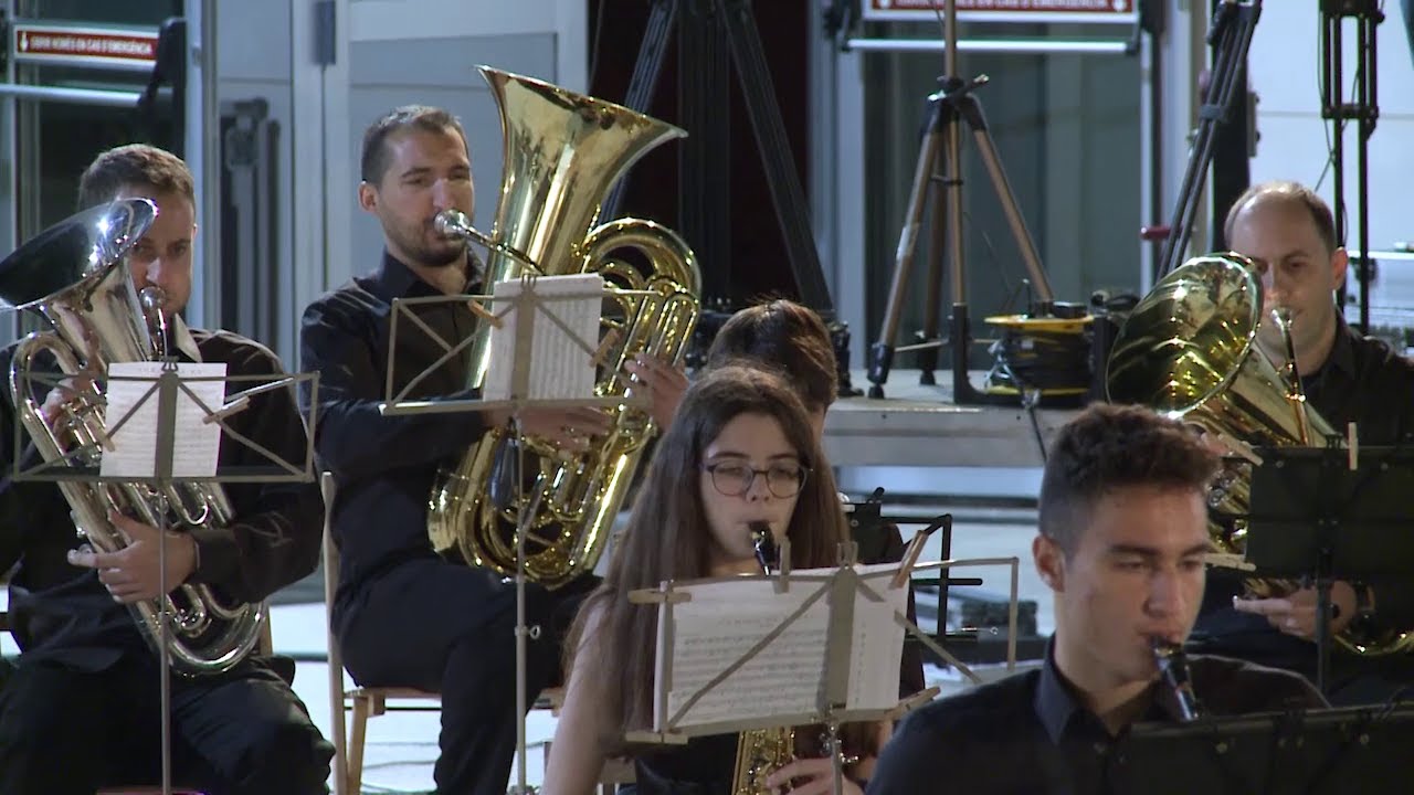 ALEGRÍAS EN LA PLAZA (pasodoble), Antonio Carmona / Banda Simfònica d'Algemesí
