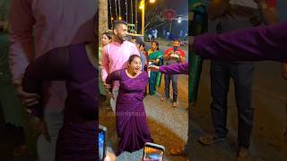 ദവയ ചചച ഡൻസ കളകകനനതനടയൽ