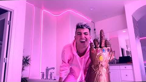 LARRAY - THANOS ( OFFICIAL MUSIC VIDEO ) ft. RAVON