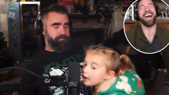 Aunt Taylor & Uncle Travis Melt Hearts with Sweet Message from Jason Kelce's Daughters 💕🥹 - YouTube