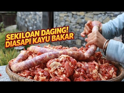 SEKILOAN DAGING & SOSIS, DIASAPI KAYU BAKAR SAMPAI WANGI MENGGUGAH SELERA!