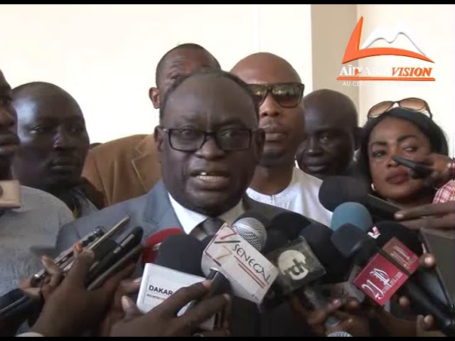 Me Ehadji diouf qualifie de nullards les Avocats d 'Etat