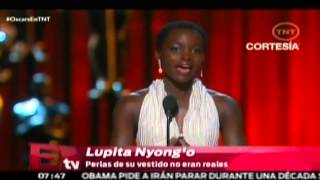 Lupita N'yongo usó perlas falsas en los Oscar 2015 / Vianey Esquinca