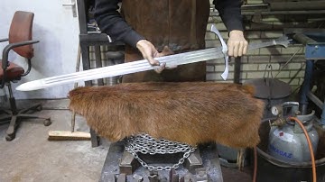 Forging a double fuller knightly long sword, part 4, making the pommel.