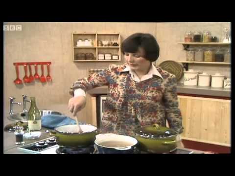 french-onion-soup-delia-smith-bbc-youtube