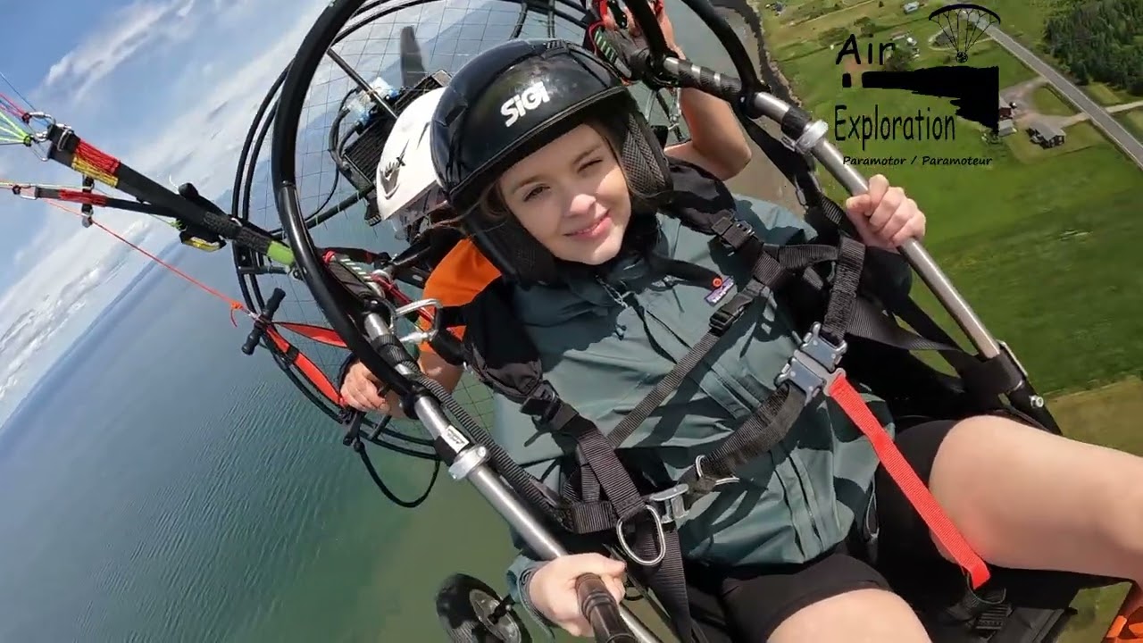 Vol Tandem Paramoteur en Chariot chez Air Exploration a Pokeshaw NB