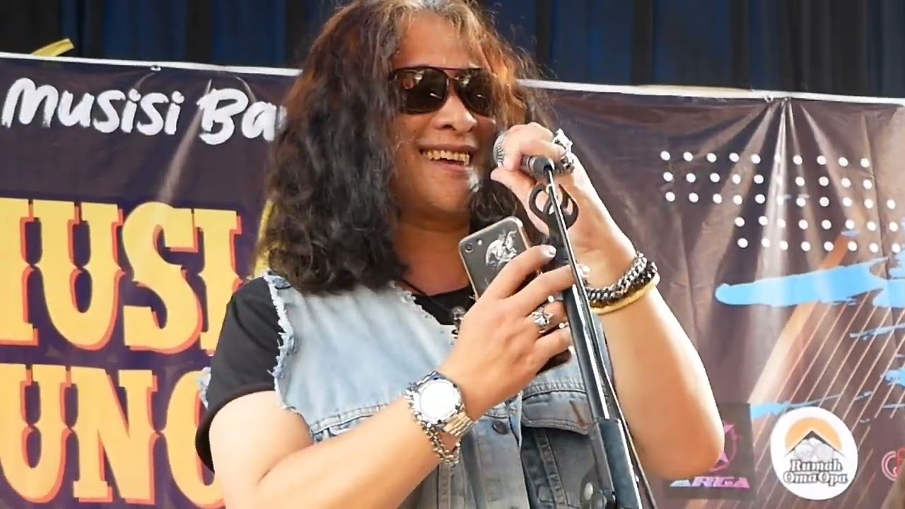 We Are The Champions - Blues Power feat Ixan Sahara , Achmad C 