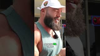 2 PRO EATERS WALK INTO A BAR #foodchallenge #shorts