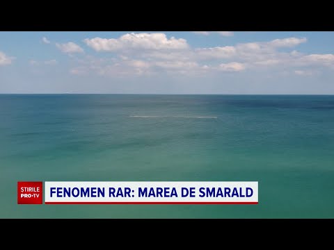 Fenomen rar la Marea Neagră. Ce culoare are apa mării și care este explicația