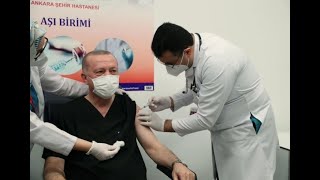 Hurbaşkanı Recep Tayyip Erdoğan, Covid-19 Aşısını Oldu