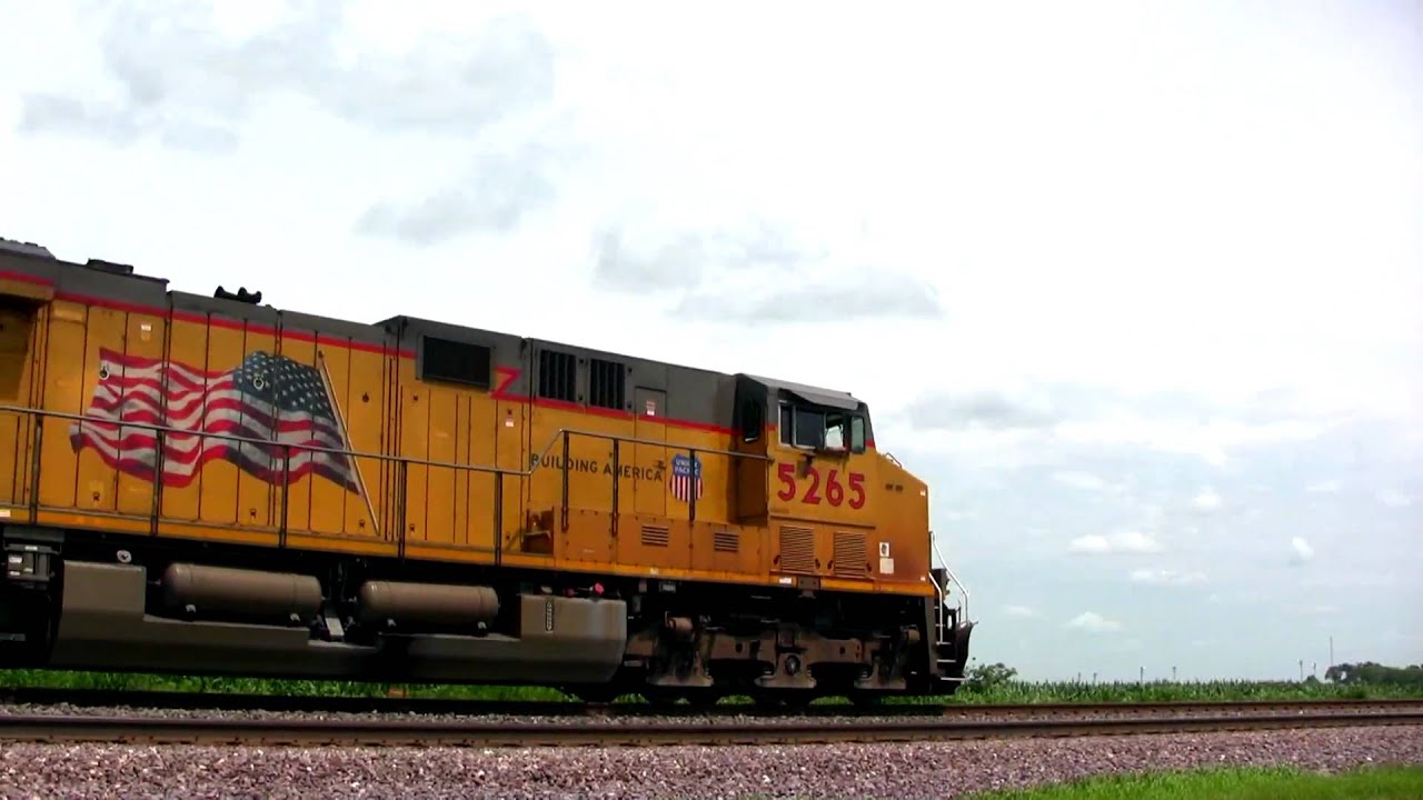 UP 5265 East near Ashton, Illinois Stops on 7-24-09