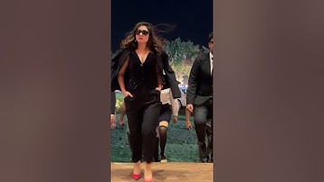 Wait till the end 🤣3am shoot got us like 🥶 #anjalitatrari #onset #vanshaj #youtubeshorts #trend