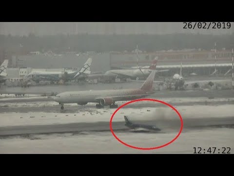 Caught on cam: Business jet overshoots runway at Moscow’s Sheremetyevo Airport