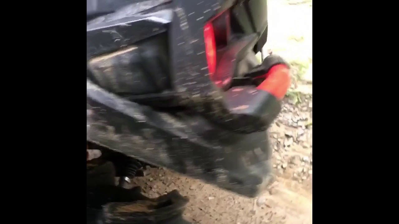 2017 Can Am Outlander 1000 Xmr Looney Tuned Slip on and TheBombRacing