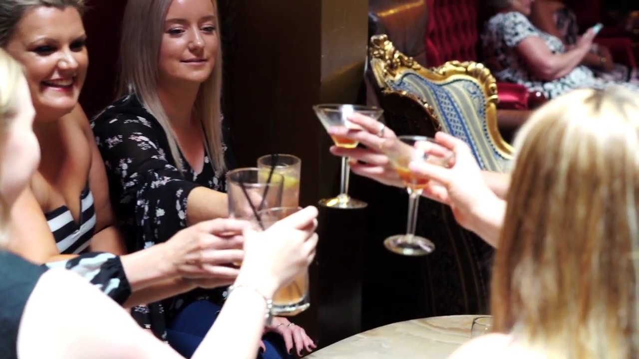 Cocktail Making Class Melbourne with Polly Cocktail Bar