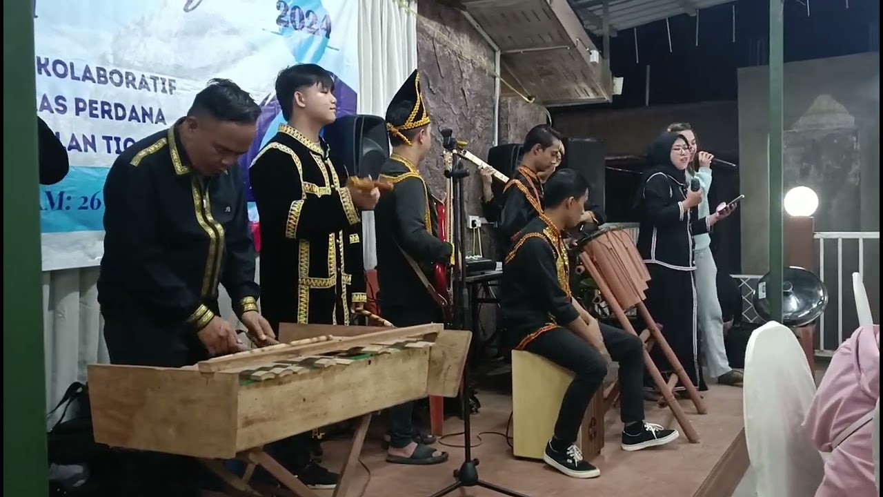 Jelajah Nilam Borneo@Sabah. Suci dalam debu Cover by Nana and the band