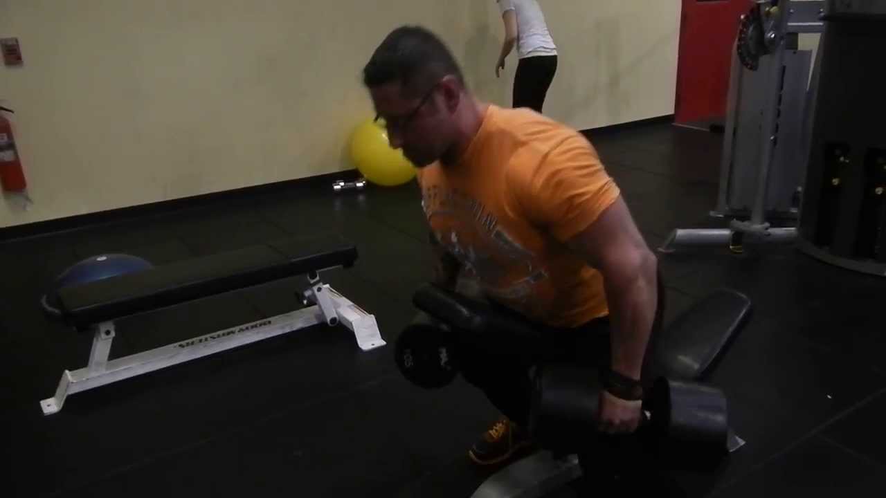 2-arm db rows on incline bench - YouTube