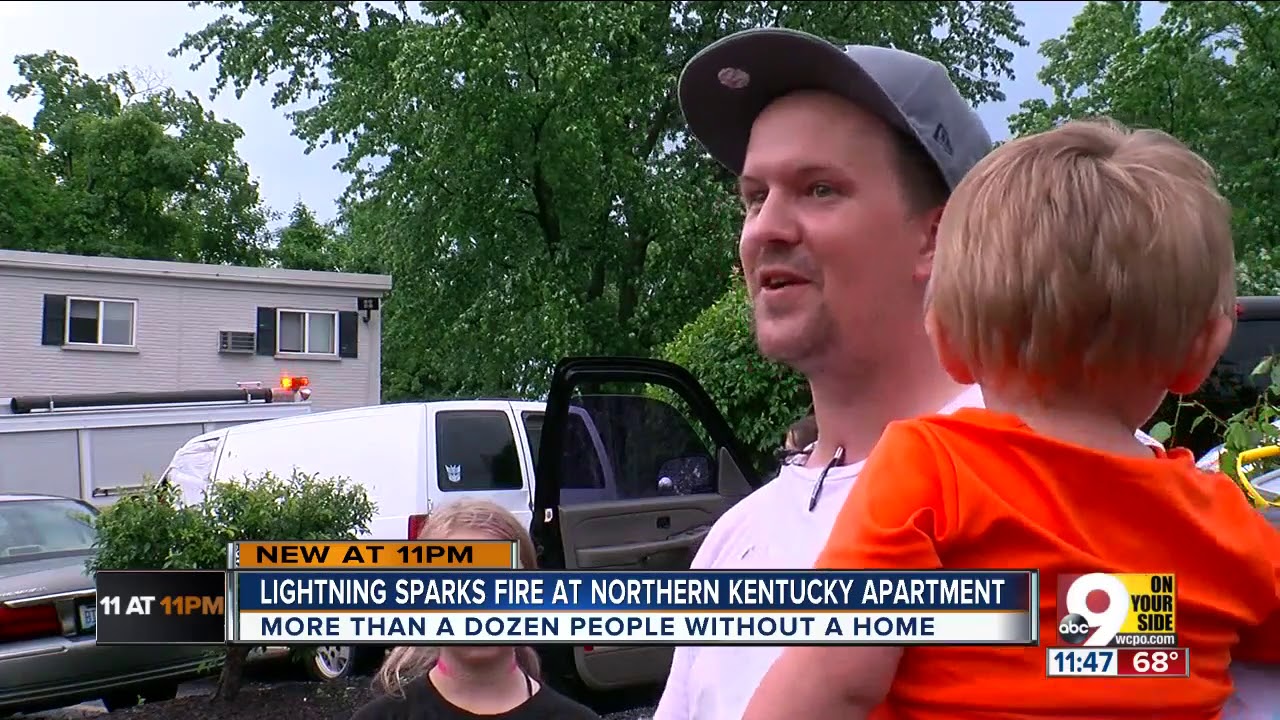 Lightning sparks fire at Northern Kentucky apartment - YouTube