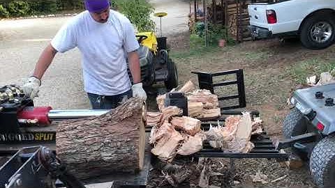 Rugged split 37 ton with 4 way wedge Splitting knotty tough pecan