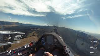 Thrilling Cockpit Footage - Two Modern Gliders Racing in the Mountains