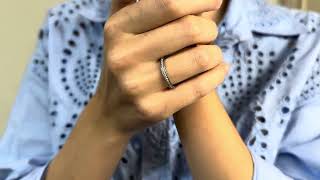 Vidéo: Alliance Cartier "Ballerine" en platine - 0,40 ct de diamants F-VVS - Taille 53