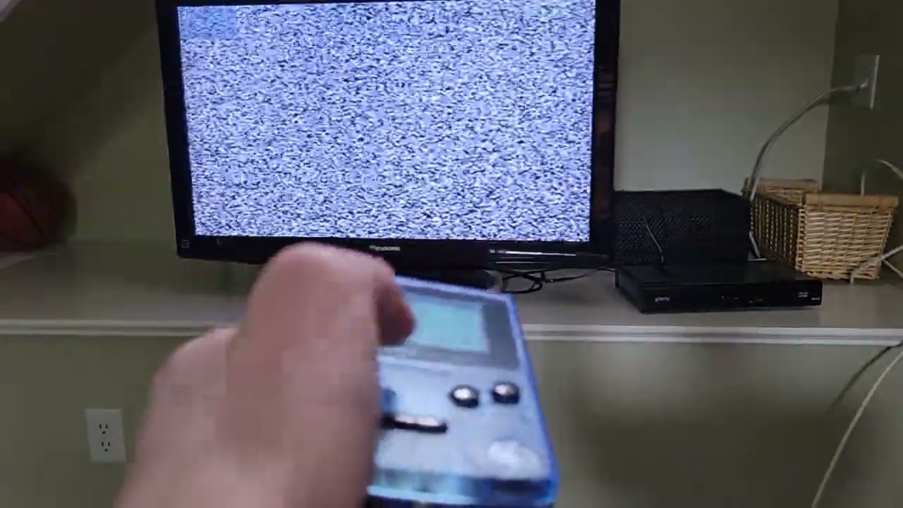 This GameBoy Color Clone has Infrared!