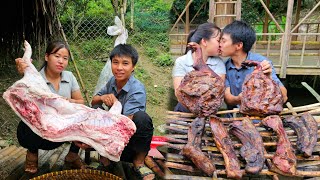 Download Lagu Linh and Dan make their own smoked pork that can be preserved for a year. MP3 Download Lagu Linh and Dan make their own smoked pork that can be preserved for a year. MP3