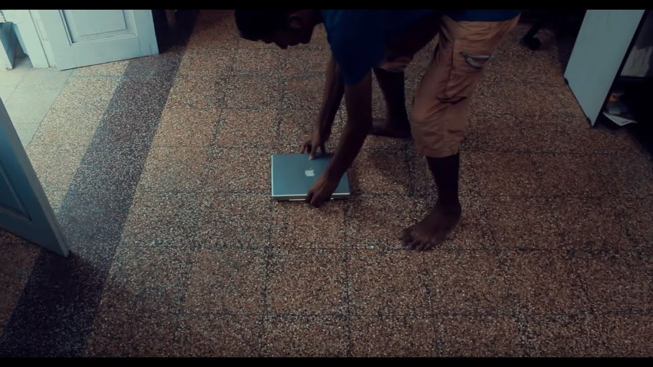 world's first macbook ever made | vlog01
