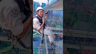 Hiburan Pekerja #gondola #viral #pekerjaan #kerja