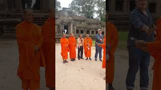 អាយដលមគ្គុទេសក៍ទេសចរណ៍អង្គរវត្តសៀមរាប