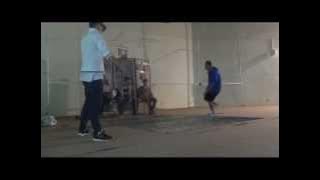 BBOY D12 VS BBOY FRESH ROCK ( FINAL QUARTER)