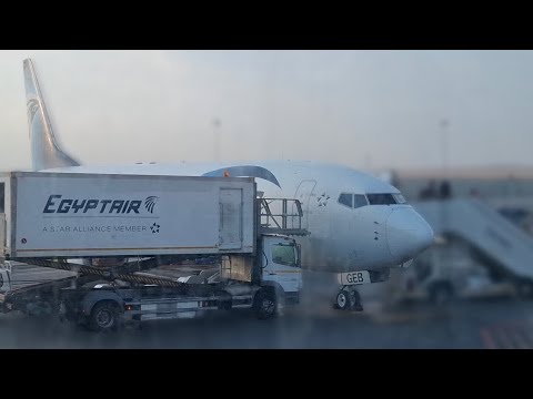تجربتي مع مصر للطيران من الرياض الى القاهرة ومطار القاهرة الدولي 