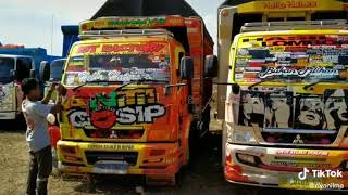 Truk oleng ati gosip