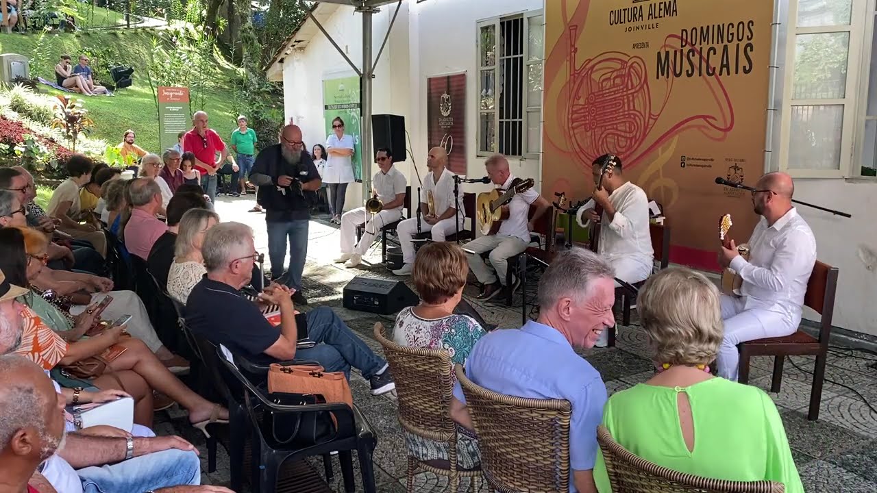 Brasileirinho, pelo Grupo Mistura Brasileira - Domus maio de 2024