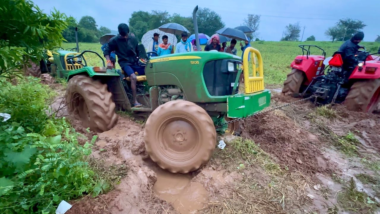 Tracktor Stick John Deere tractor stuck in mud Rescued by Mahindra tractor | tractor ...