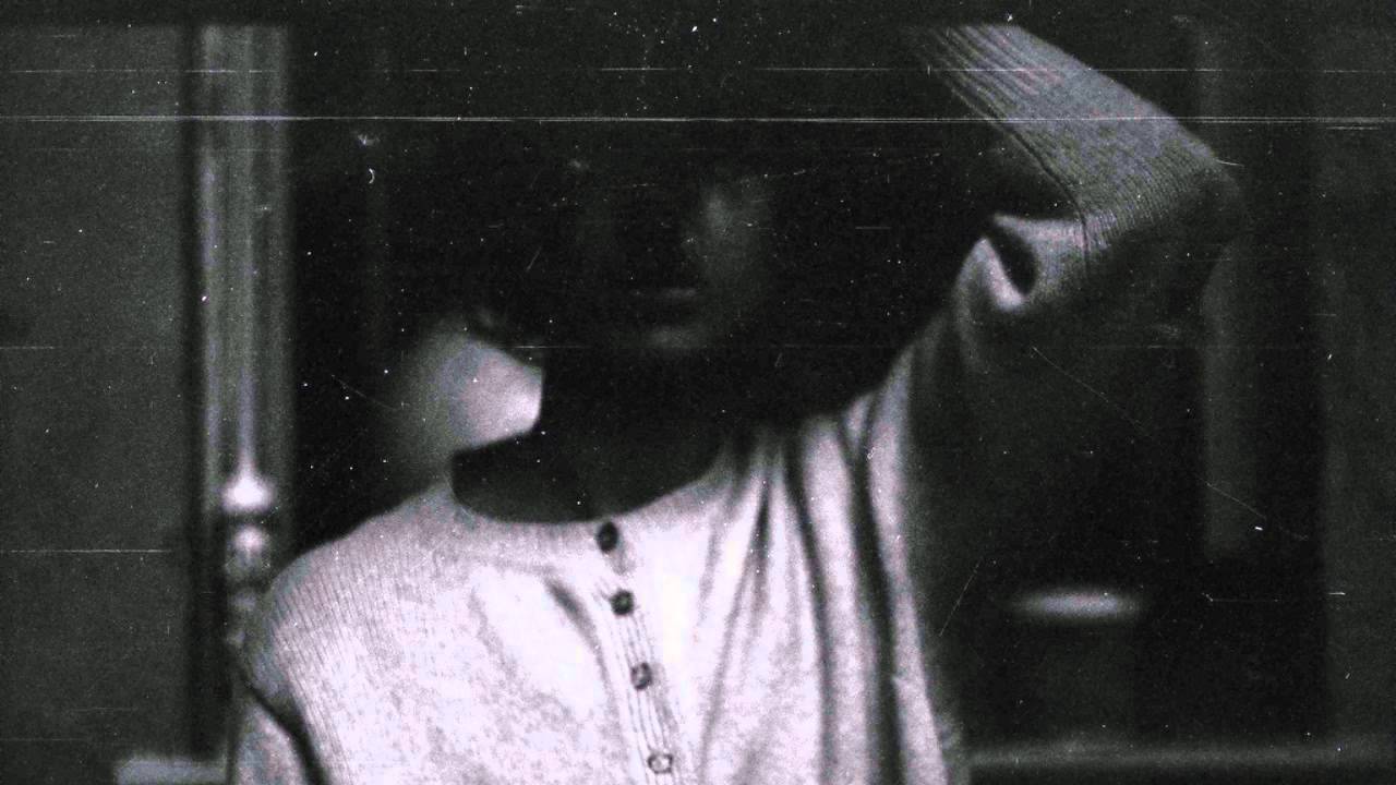 W I H ' L O // Tell Me